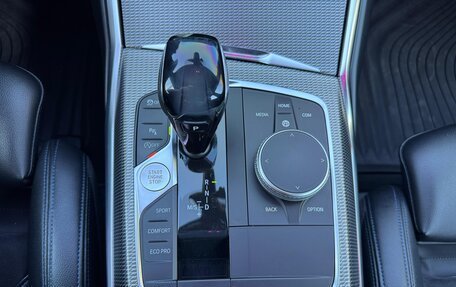 BMW 3 серия, 2019 год, 3 900 000 рублей, 13 фотография