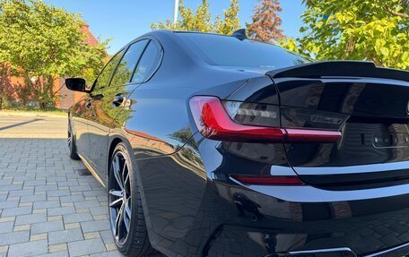 BMW 3 серия, 2019 год, 3 900 000 рублей, 19 фотография