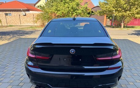 BMW 3 серия, 2019 год, 3 900 000 рублей, 29 фотография