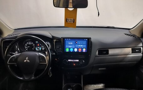 Mitsubishi Outlander III рестайлинг 3, 2012 год, 1 190 000 рублей, 13 фотография