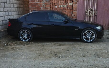 BMW 3 серия, 2005 год, 500 000 рублей, 3 фотография