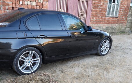 BMW 3 серия, 2005 год, 500 000 рублей, 4 фотография