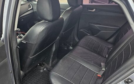 Hyundai Solaris II рестайлинг, 2017 год, 1 100 000 рублей, 8 фотография