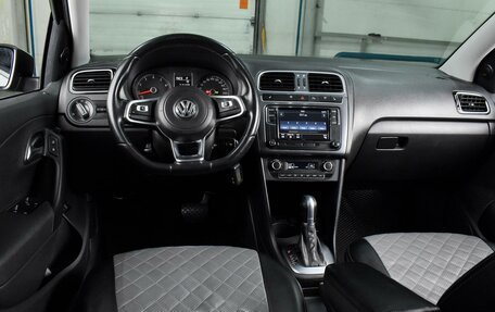 Volkswagen Polo VI (EU Market), 2019 год, 1 197 000 рублей, 6 фотография