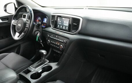 KIA Sportage IV рестайлинг, 2019 год, 2 320 000 рублей, 10 фотография