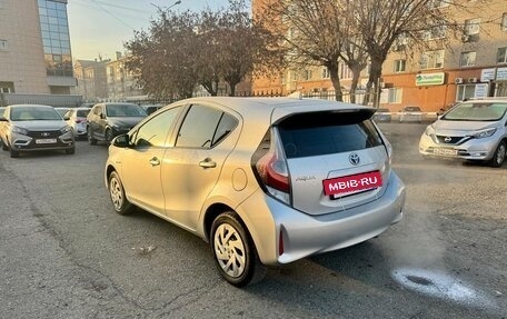 Toyota Aqua I, 2017 год, 1 179 000 рублей, 7 фотография