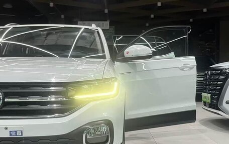 Volkswagen T-Cross I, 2023 год, 1 542 153 рублей, 17 фотография