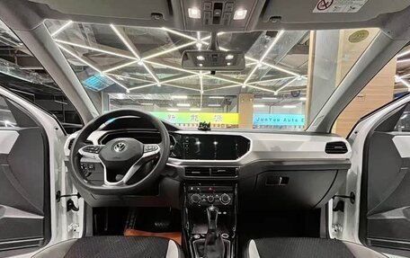 Volkswagen T-Cross I, 2023 год, 1 542 153 рублей, 15 фотография