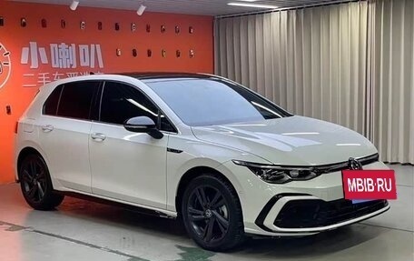 Volkswagen Golf VIII, 2023 год, 2 305 153 рублей, 3 фотография