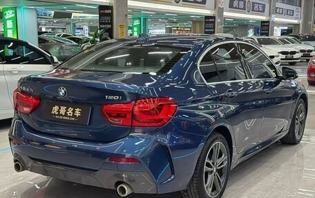 BMW 1 серия, 2023 год, 1 400 600 рублей, 4 фотография