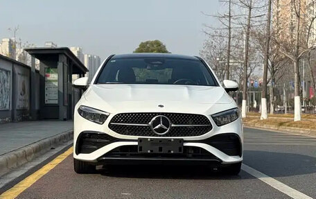 Mercedes-Benz A-Класс, 2022 год, 1 800 003 рублей, 2 фотография
