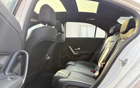 Mercedes-Benz A-Класс, 2022 год, 1 800 003 рублей, 13 фотография