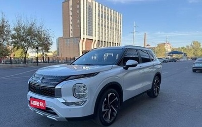 Mitsubishi Outlander, 2022 год, 1 фотография