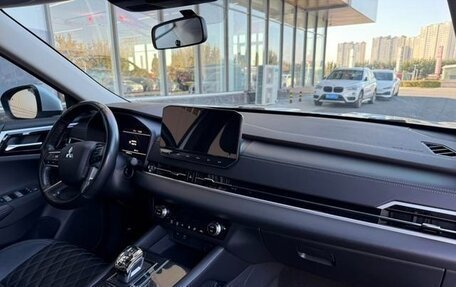 Mitsubishi Outlander, 2022 год, 9 фотография