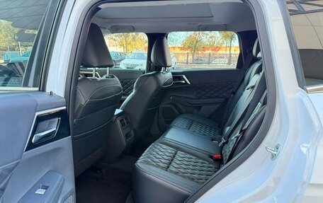 Mitsubishi Outlander, 2022 год, 19 фотография