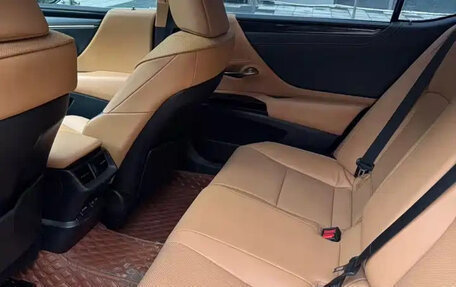 Lexus ES VII, 2021 год, 2 999 000 рублей, 8 фотография