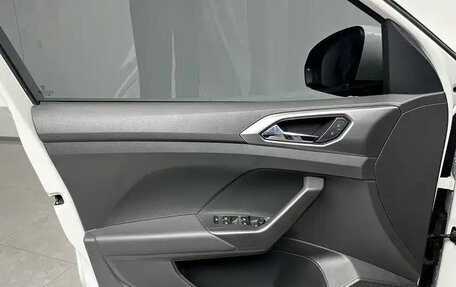 Volkswagen T-Cross I, 2021 год, 1 157 000 рублей, 5 фотография