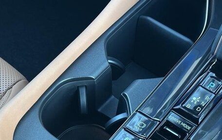 Toyota Crown, 2025 год, 5 890 099 рублей, 21 фотография