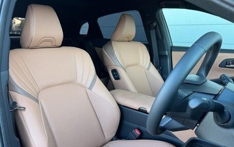 Toyota Crown, 2025 год, 5 890 099 рублей, 23 фотография