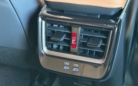 Toyota Crown, 2025 год, 5 890 099 рублей, 29 фотография