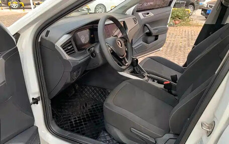 Volkswagen Polo, 2023 год, 997 000 рублей, 9 фотография