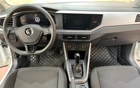 Volkswagen Polo, 2023 год, 997 000 рублей, 10 фотография