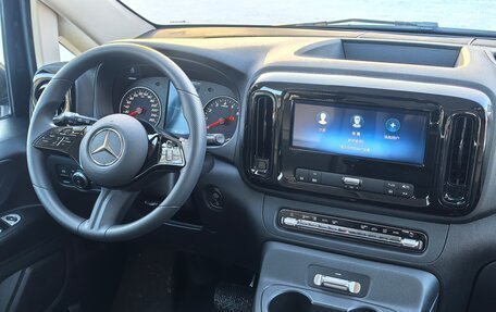 Mercedes-Benz Vito, 2025 год, 8 500 000 рублей, 11 фотография