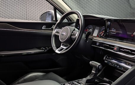 KIA K5, 2021 год, 3 100 000 рублей, 23 фотография