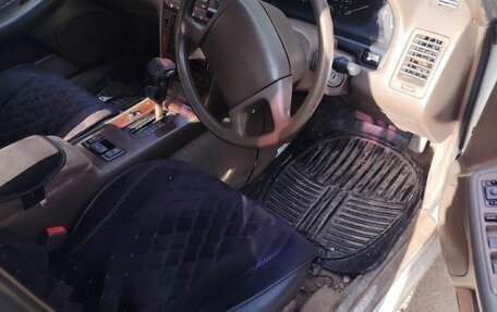 Nissan Laurel VIII, 1993 год, 150 000 рублей, 3 фотография