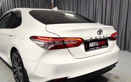 Toyota Camry, 2020 год, 2 500 000 рублей, 8 фотография