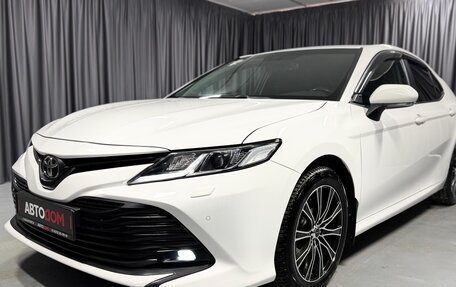 Toyota Camry, 2020 год, 2 500 000 рублей, 2 фотография