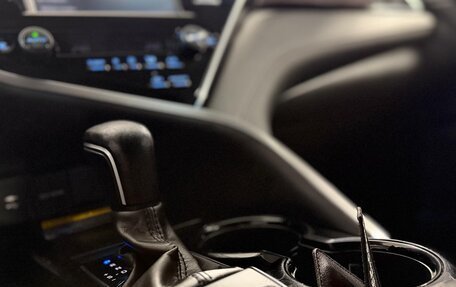 Toyota Camry, 2020 год, 2 500 000 рублей, 18 фотография