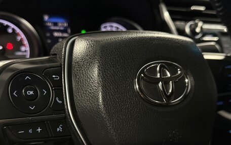 Toyota Camry, 2020 год, 2 500 000 рублей, 15 фотография