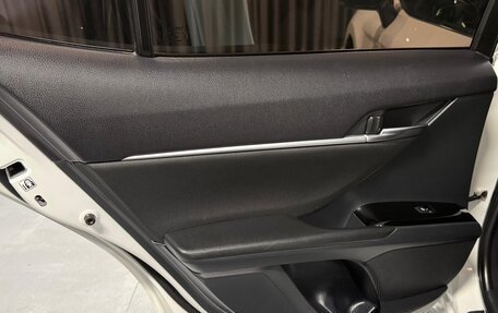 Toyota Camry, 2020 год, 2 500 000 рублей, 26 фотография