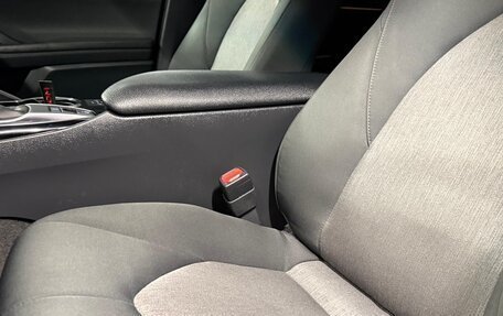 Toyota Camry, 2020 год, 2 500 000 рублей, 13 фотография