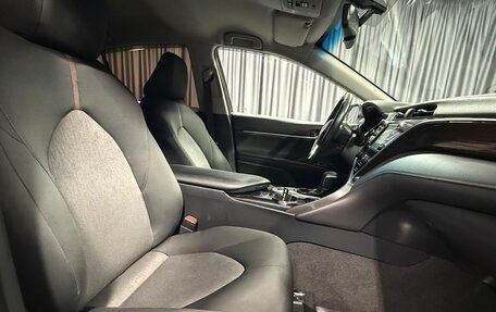 Toyota Camry, 2020 год, 2 500 000 рублей, 38 фотография