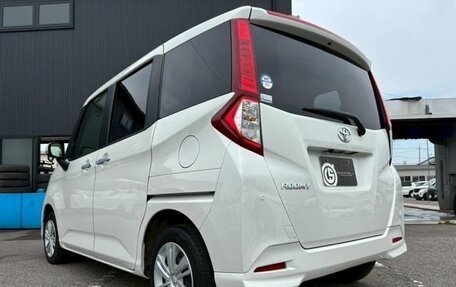 Toyota Roomy I, 2022 год, 900 000 рублей, 4 фотография