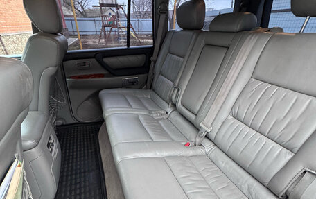 Toyota Land Cruiser 100 рестайлинг 2, 2007 год, 2 600 000 рублей, 5 фотография