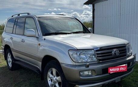 Toyota Land Cruiser 100 рестайлинг 2, 2007 год, 2 600 000 рублей, 6 фотография