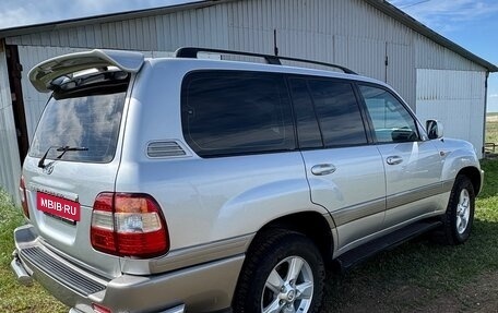 Toyota Land Cruiser 100 рестайлинг 2, 2007 год, 2 600 000 рублей, 8 фотография