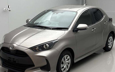 Toyota Yaris, 2022 год, 850 000 рублей, 1 фотография