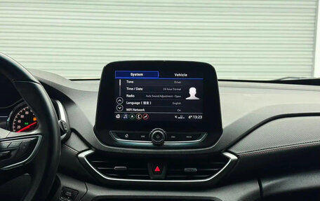 Chevrolet Orlando, 2022 год, 1 280 000 рублей, 6 фотография