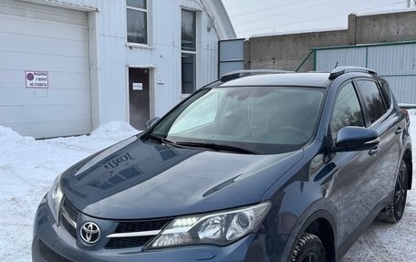 Toyota RAV4, 2013 год, 1 970 000 рублей, 2 фотография