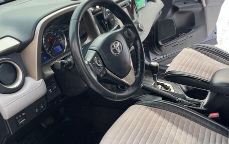 Toyota RAV4, 2013 год, 1 970 000 рублей, 10 фотография