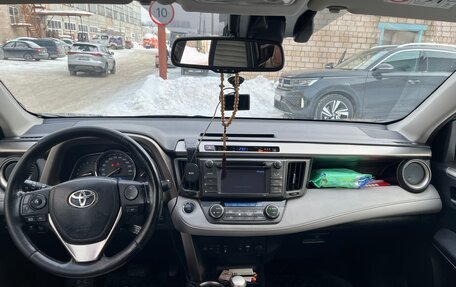 Toyota RAV4, 2013 год, 1 970 000 рублей, 17 фотография