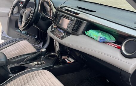 Toyota RAV4, 2013 год, 1 970 000 рублей, 11 фотография