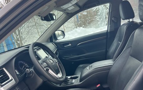 Toyota Highlander III, 2014 год, 2 490 000 рублей, 9 фотография