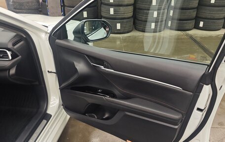 Toyota Camry, 2020 год, 2 900 000 рублей, 20 фотография