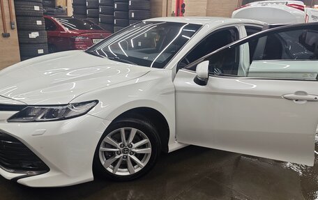 Toyota Camry, 2020 год, 2 900 000 рублей, 19 фотография