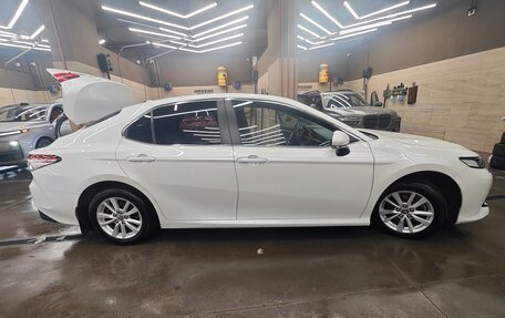 Toyota Camry, 2020 год, 2 900 000 рублей, 18 фотография